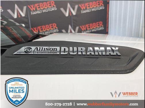 Summit White 2024 Chevrolet Silverado 3500 High Country