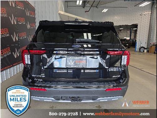 AGATE BLACK METALLIC 2026 Ford Explorer Active