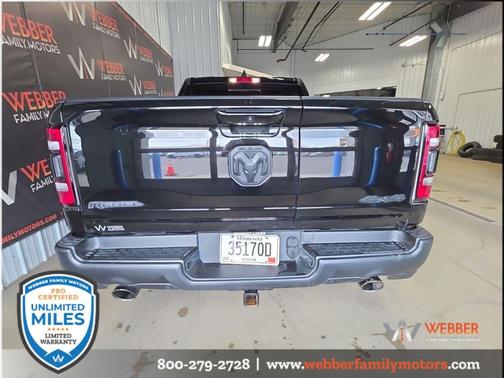 Diamond Black Crystal Pearlcoat 2024 RAM 1500 Rebel