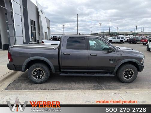 Granite Crystal Metallic Clearcoat 2016 RAM 1500 Rebel