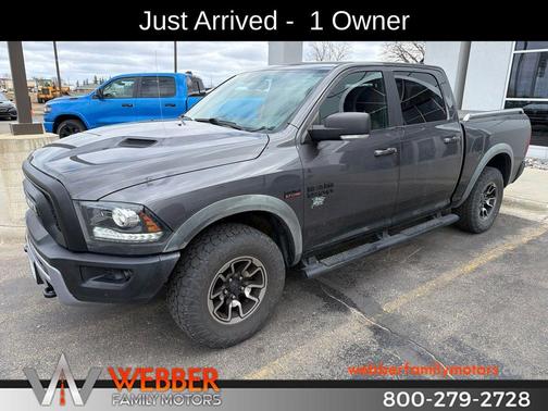 Granite Crystal Metallic Clearcoat 2016 RAM 1500 Rebel