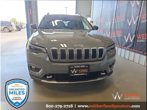 Sting-Gray Clearcoat 2021 Jeep Cherokee Limited