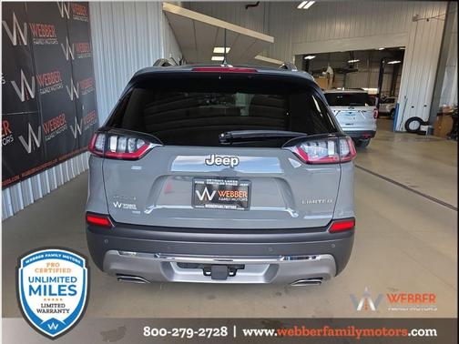 Sting-Gray Clearcoat 2021 Jeep Cherokee Limited