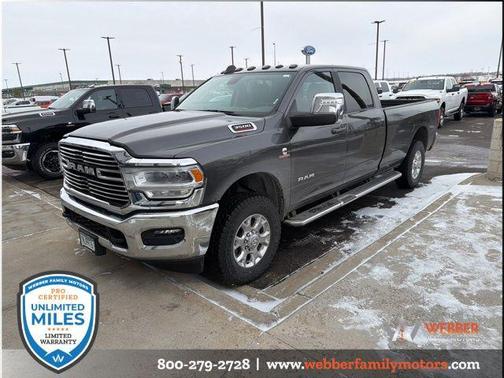 2023 RAM 3500 Laramie Crew Cab 4x4 8' Box