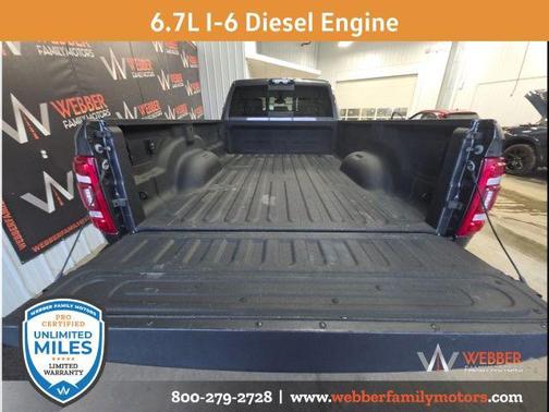 2023 RAM 3500 Laramie Crew Cab 4x4 8' Box