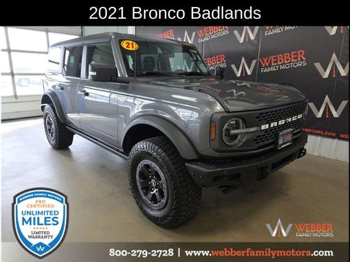 CARBONIZED GREY METALLIC 2021 Ford Bronco Badlands