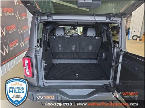 CARBONIZED GREY METALLIC 2021 Ford Bronco Badlands