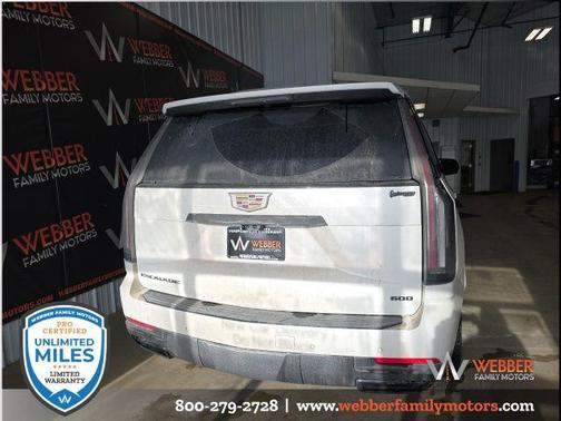 2025 Cadillac Escalade Sport Platinum