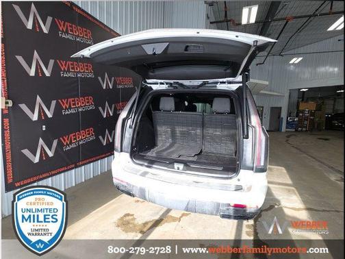 2025 Cadillac Escalade Sport Platinum