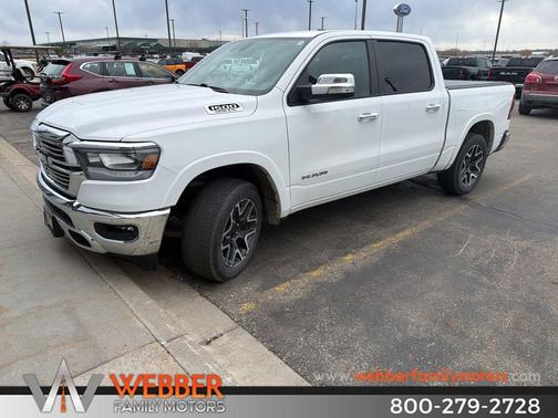Bright White Clearcoat 2021 RAM 1500 Laramie