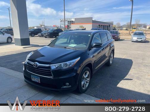 Attitude Black Metallic 2015 Toyota Highlander Limited