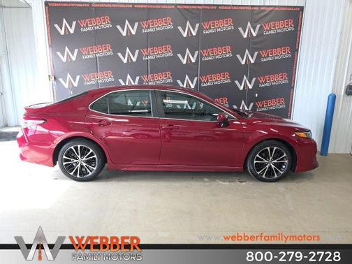 2018 Toyota Camry SE