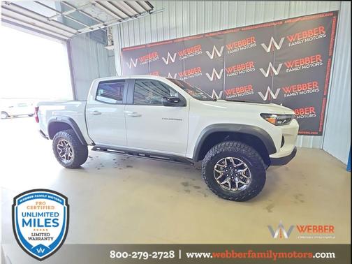 Summit White 2026 Chevrolet Colorado ZR2