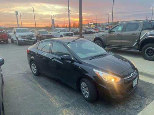 2015 Hyundai Accent GLS