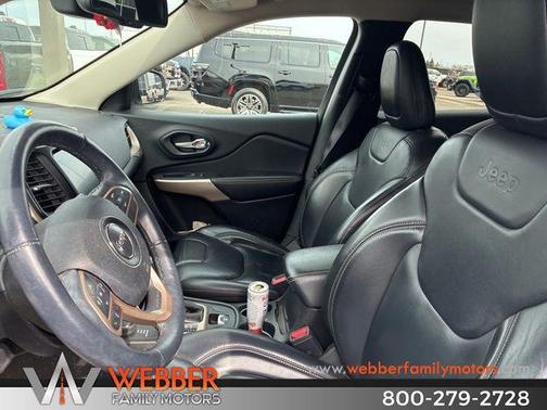 Bright White Clearcoat 2017 Jeep Cherokee Limited