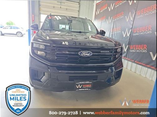 Agate Black Metallic 2027 Ford Expedition Max Platinum