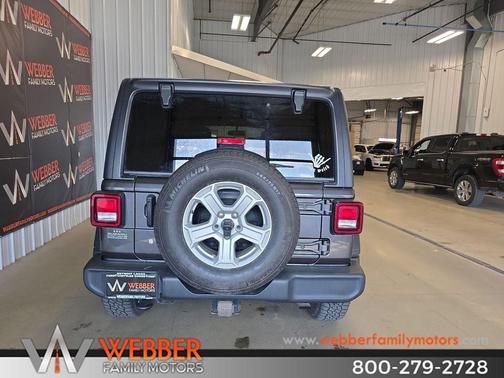 Granite Crystal Metallic Clearcoat 2020 Jeep Wrangler Unlimited Sport