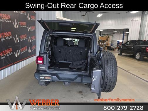 Granite Crystal Metallic Clearcoat 2020 Jeep Wrangler Unlimited Sport