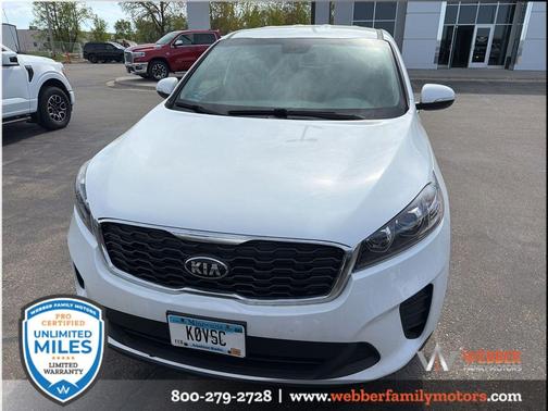 Snow White Pearl 2019 Kia Sorento LX