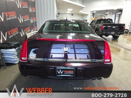 2008 Cadillac DTS Base
