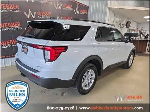 SPACE WHITE METALLIC 2026 Ford Explorer Active