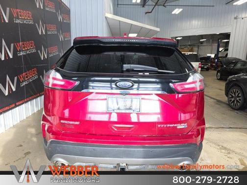 2020 Ford Edge Titanium