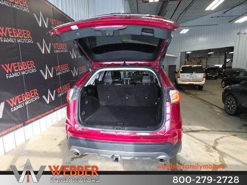 2020 Ford Edge Titanium