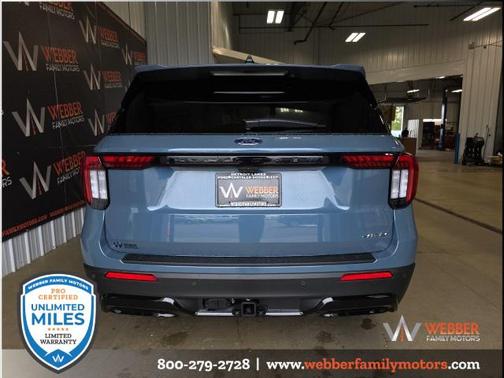 2025 Ford Explorer ST-Line