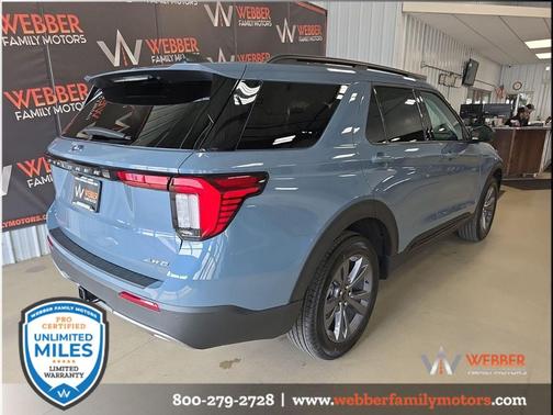 Vapor Blue Metallic 2026 Ford Explorer Active