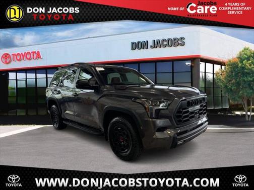 2025 Toyota Sequoia Base