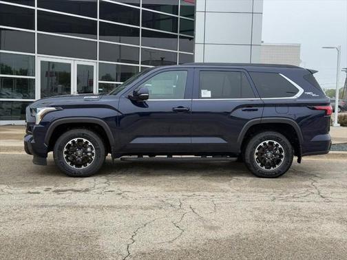 2025 Toyota Sequoia SR5