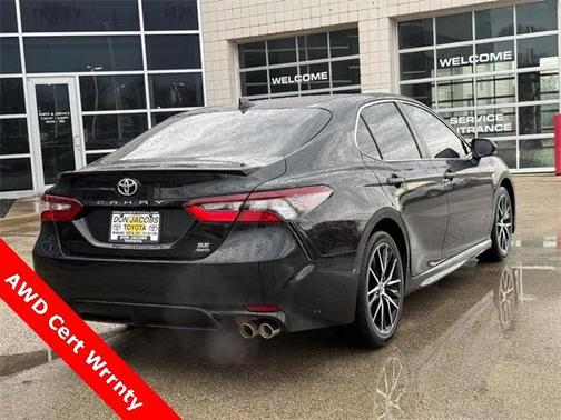 2023 Toyota Camry SE