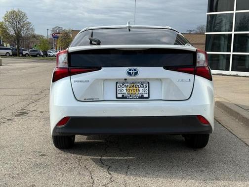 2021 Toyota Prius LE