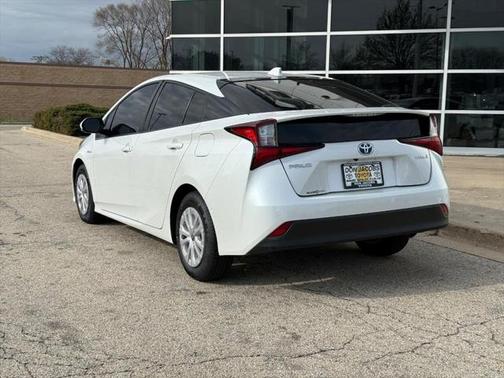 2021 Toyota Prius LE