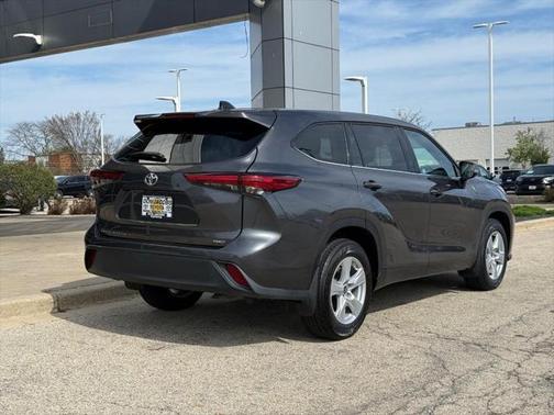 2022 Toyota Highlander L