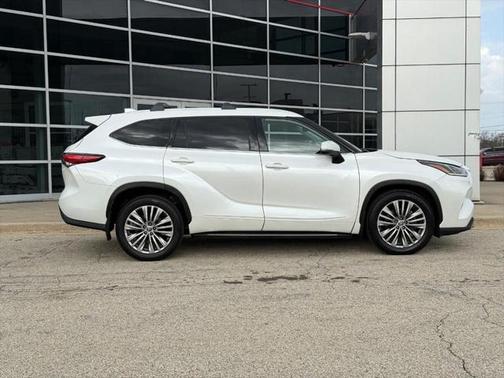 2021 Toyota Highlander Platinum