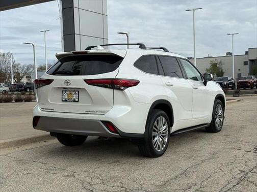 2021 Toyota Highlander Platinum