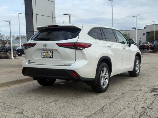 2021 Toyota Highlander LE