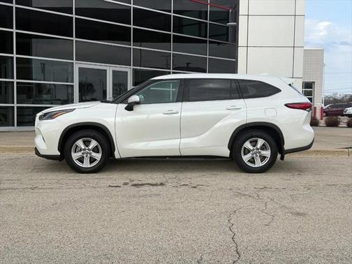 2021 Toyota Highlander LE