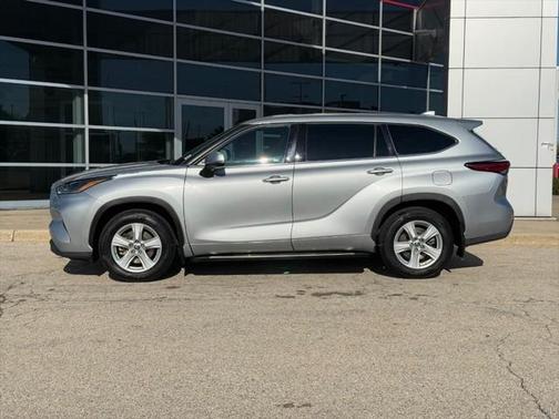 2021 Toyota Highlander LE
