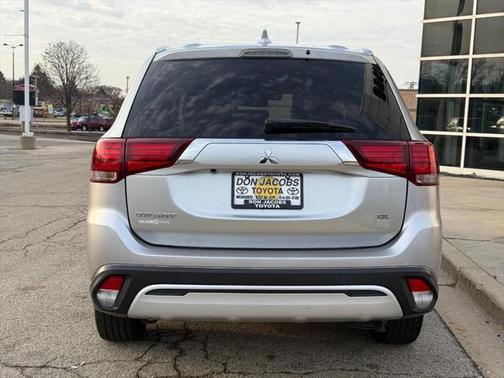 2020 Mitsubishi Outlander SEL