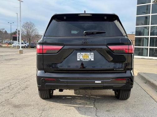 2025 Toyota Sequoia Platinum