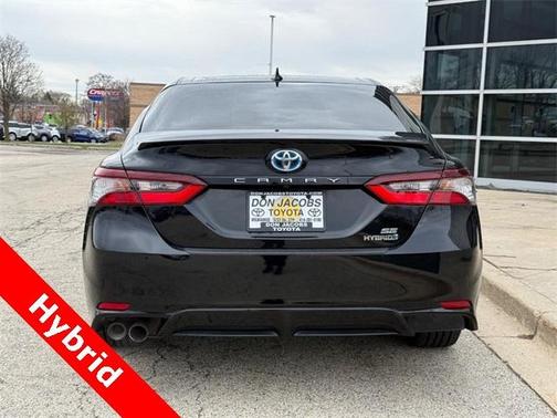 2021 Toyota Camry Hybrid SE