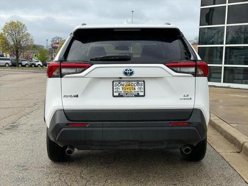 2024 Toyota RAV4 Hybrid LE
