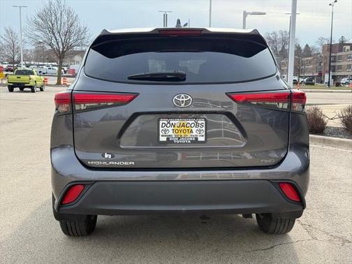 2021 Toyota Highlander L