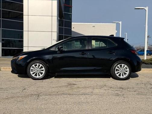 2024 Toyota Corolla Hatchback SE