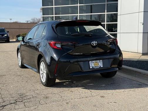 2024 Toyota Corolla Hatchback SE
