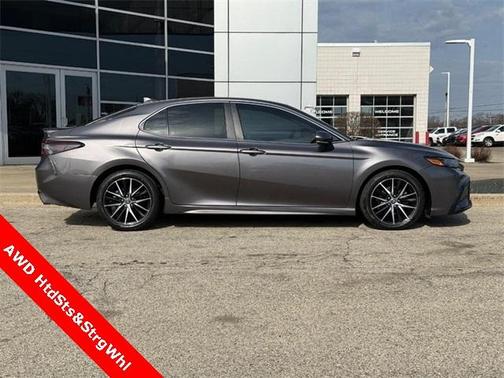 2023 Toyota Camry SE
