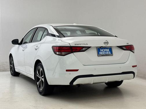 Cloud White 2022 Nissan Sentra SV