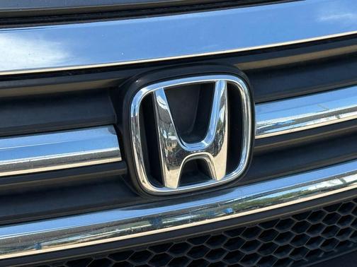 Modern Steel Metallic 2016 Honda Pilot EX-L